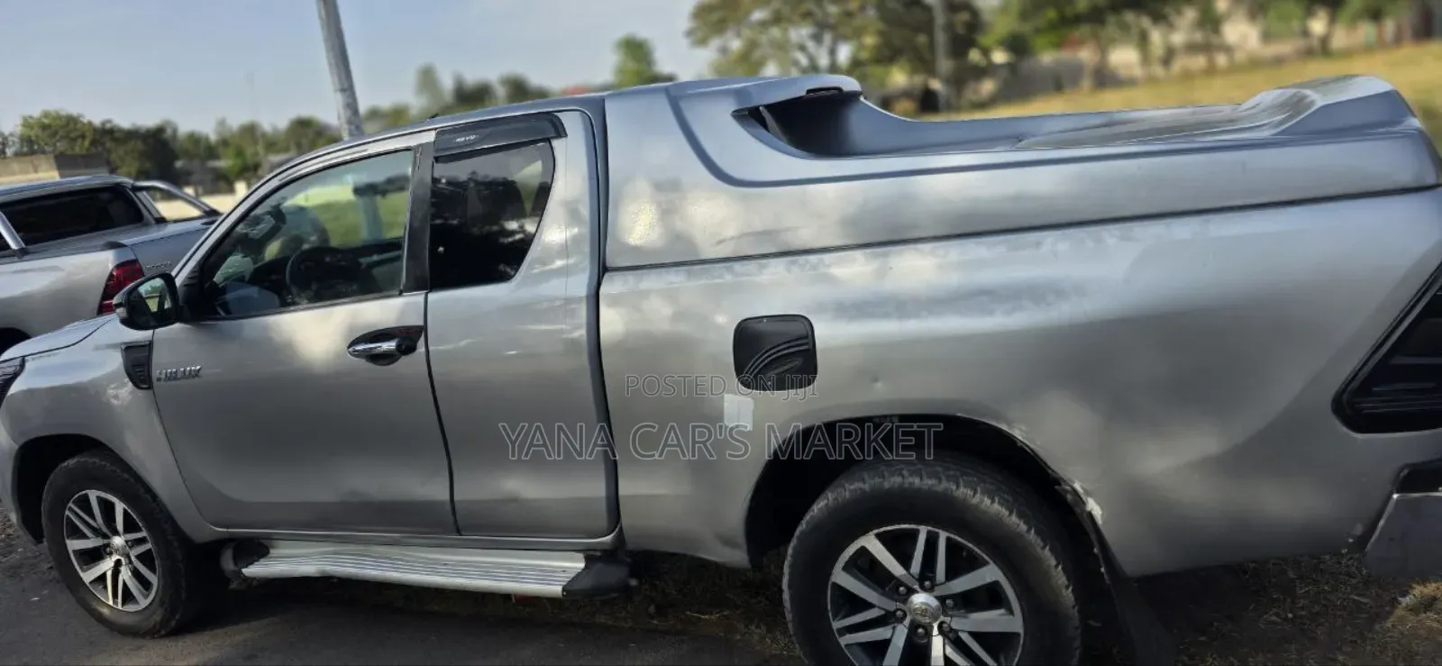 Toyota Hilux 2017 Silver