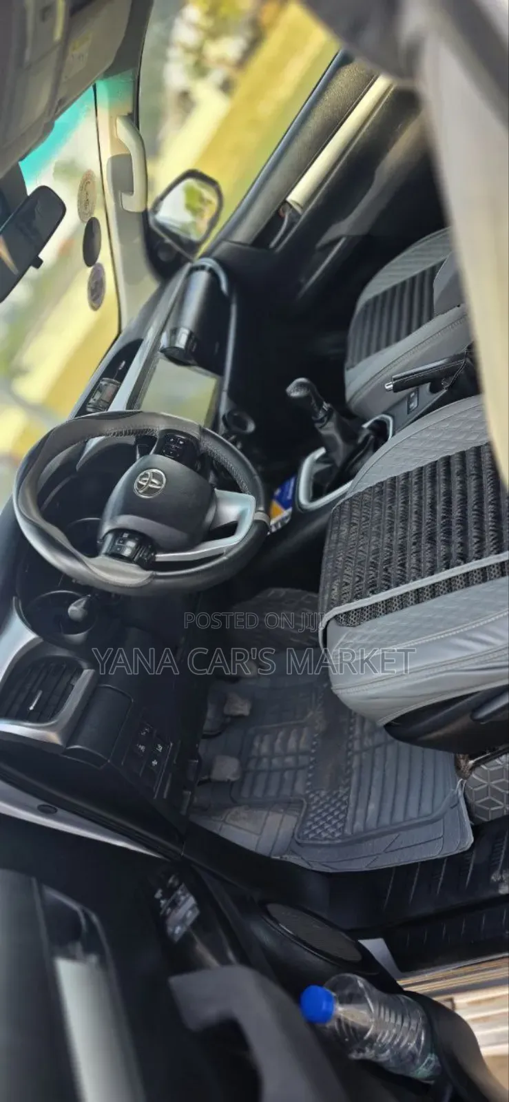 Toyota Hilux 2017 Silver