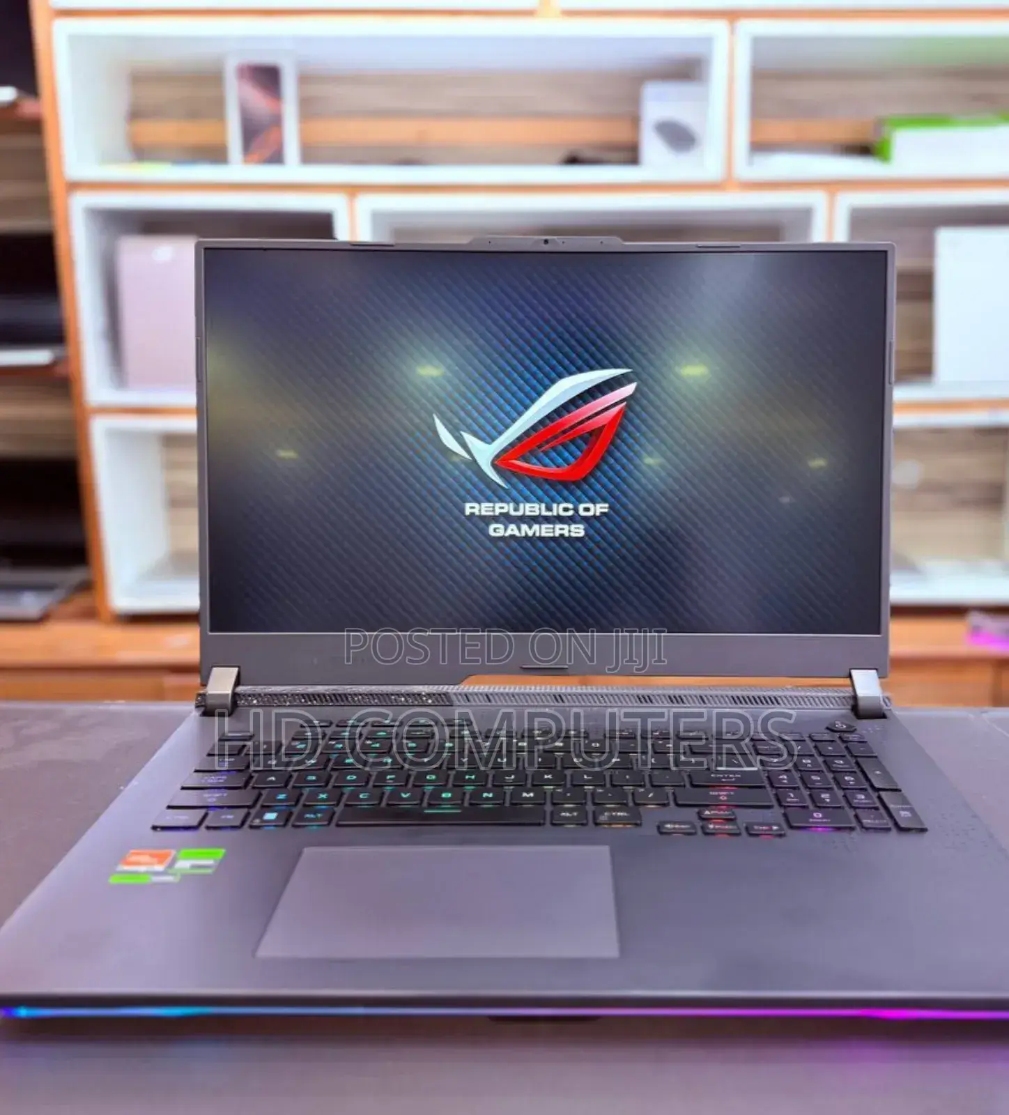 New Laptop Asus G703gx-Xs71 16GB AMD Ryzen 9 SSD 1T