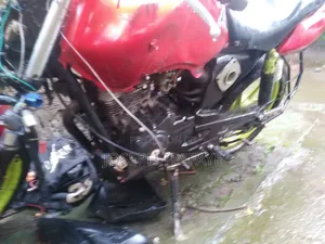 TVS Apache 160 4V 2010 Red