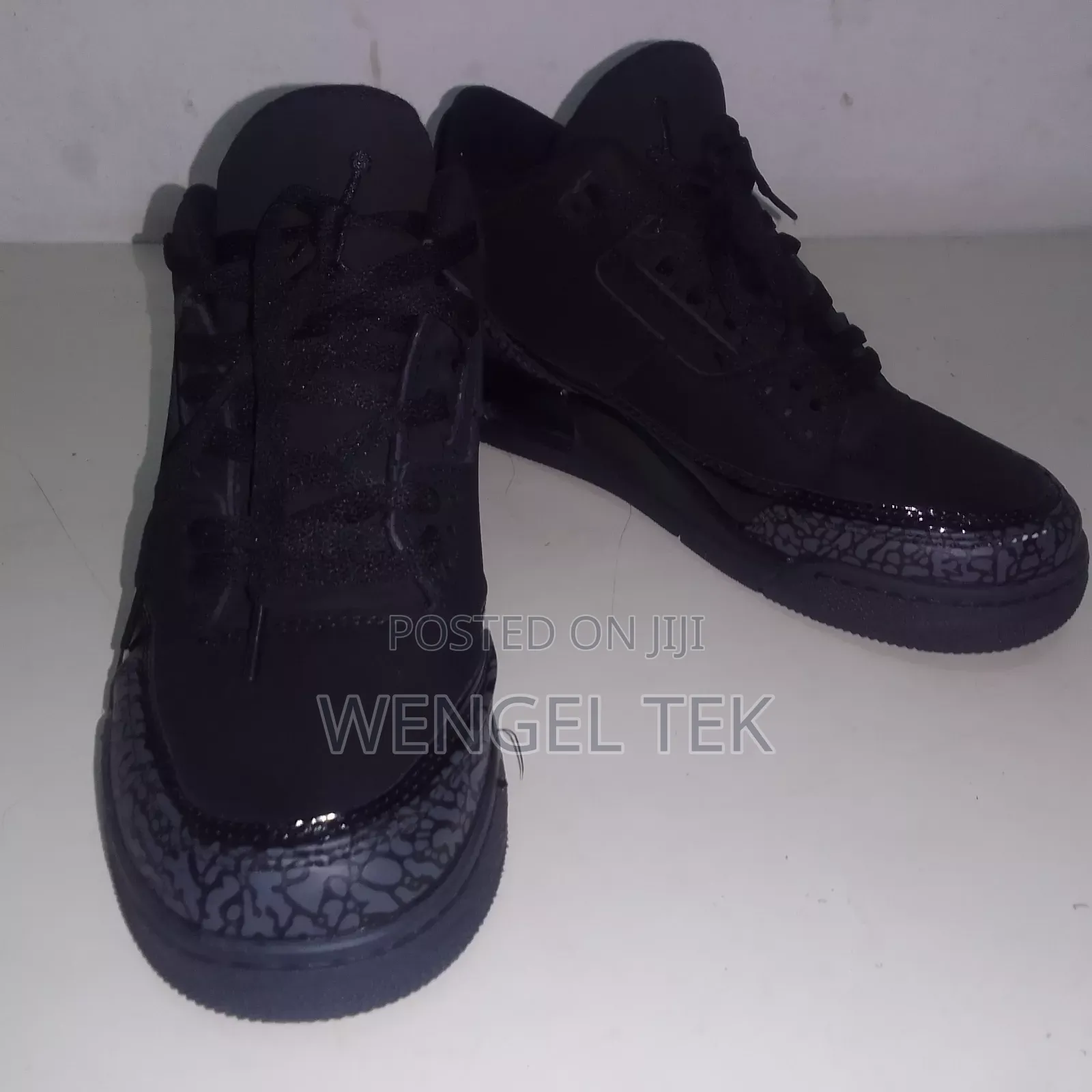 Air Jordan 3 Retro Black Cat ጆርዳን