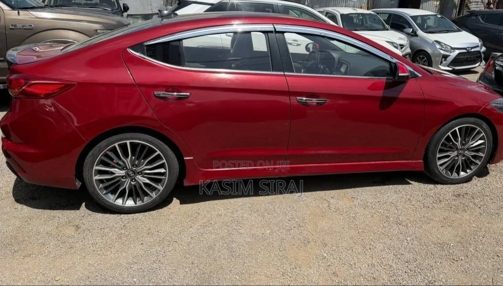 Hyundai Avante 2017 Burgundy
