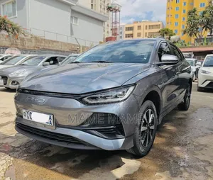 New BYD E2 43 kWh 94 hp FWD 2024 Gray