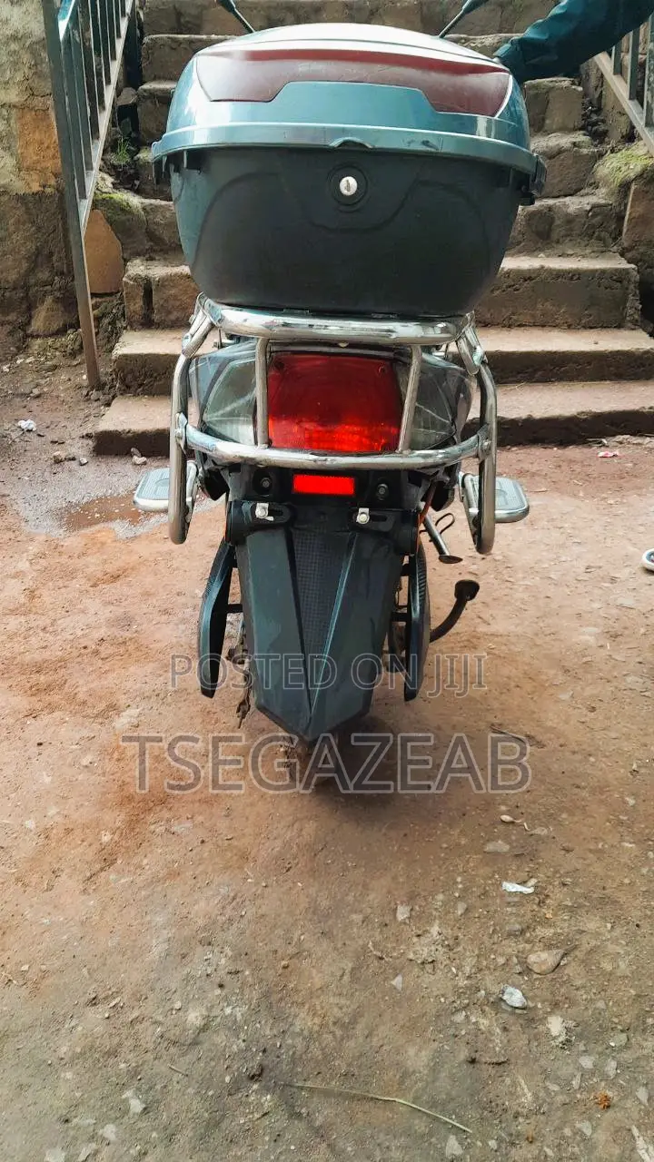 Motorcycle 2022 Silver