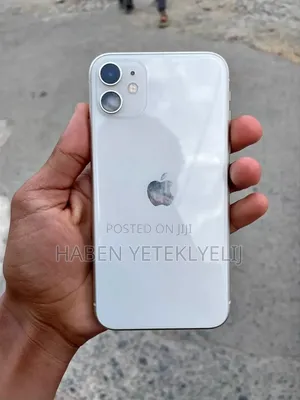 Apple iPhone 11 64 GB White