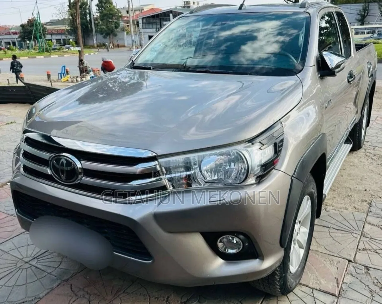 Toyota Hilux 2019 Gold