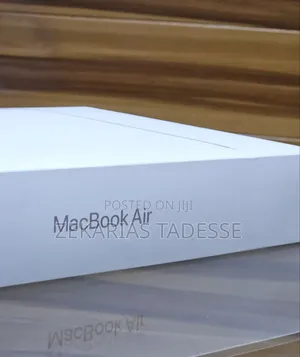 New Laptop Apple MacBook Air 2025 M4 13-Inch 16GB Apple M4 SSD 1T