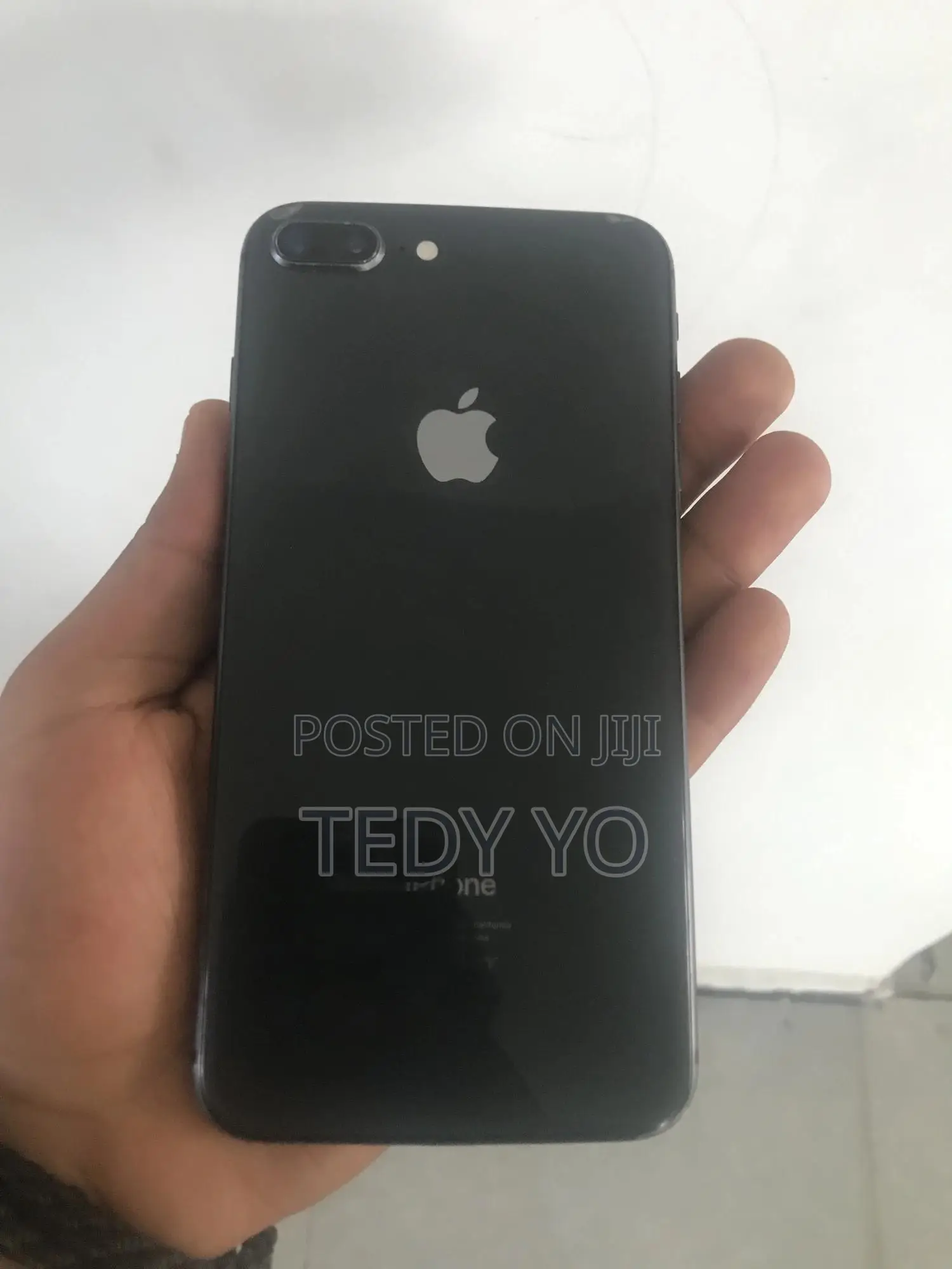 Apple iPhone 8 Plus 64 GB Black