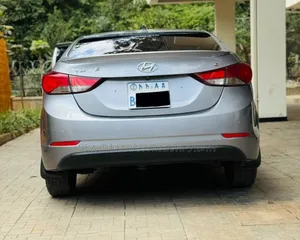 Hyundai Avante 2015 Teal