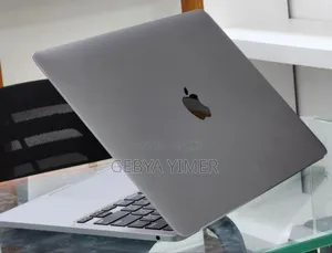 New Laptop Apple MacBook Pro 2022 M2 8GB Apple M2 SSD 256GB