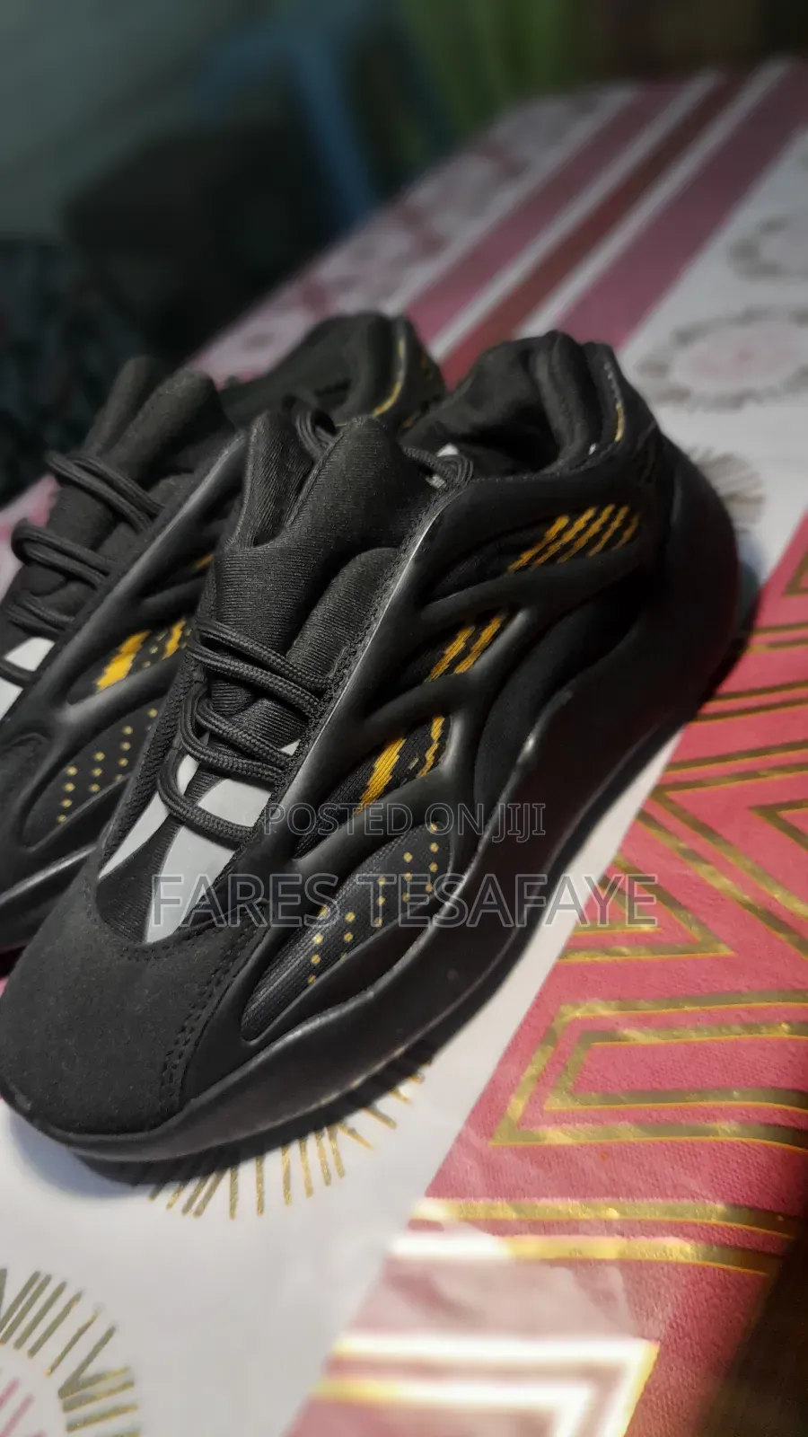 Yeezy 700 Adidas