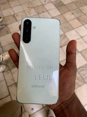 Samsung Galaxy M16 128 GB