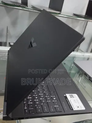 New Laptop HP Victus 15 16GB Intel Core I7 SSD 512GB
