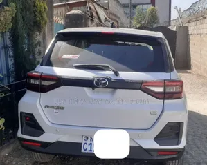 Toyota Raize 2022 Ivory