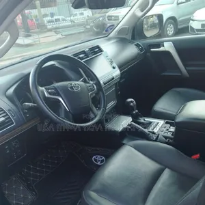 Toyota Land Cruiser Prado 2019 Teal