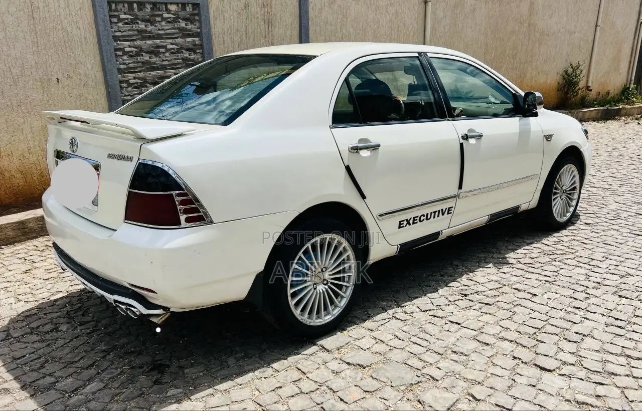 Toyota Corolla 2005 White