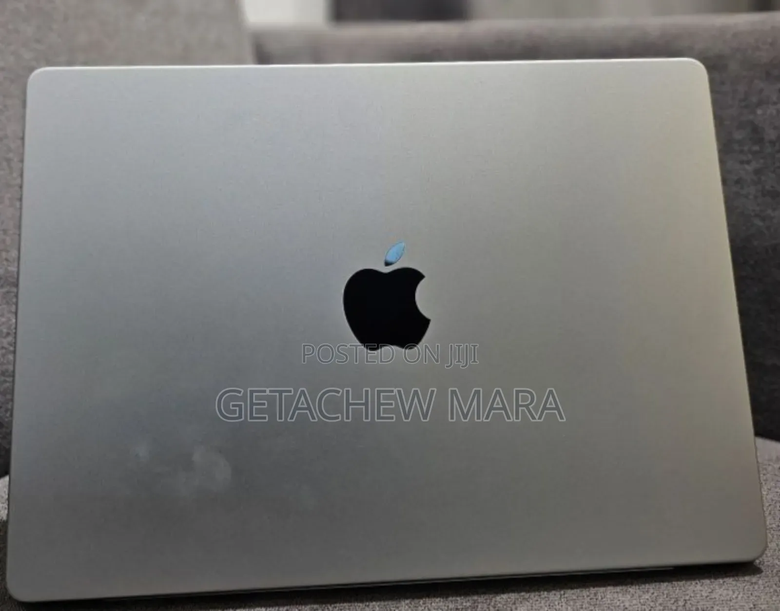New Laptop Apple Macbook Pro 2025 M5 14-Inch 16GB Apple M5 SSD 512GB