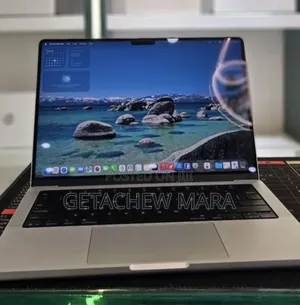 New Laptop Apple Macbook Pro 2025 M5 14-Inch 16GB Apple M5 SSD 512GB