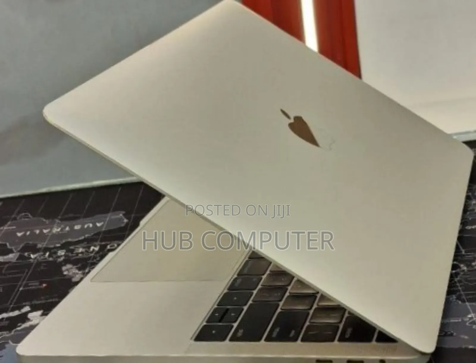 New Laptop Apple MacBook Pro 2016 8GB Intel Core I5 SSD 256GB