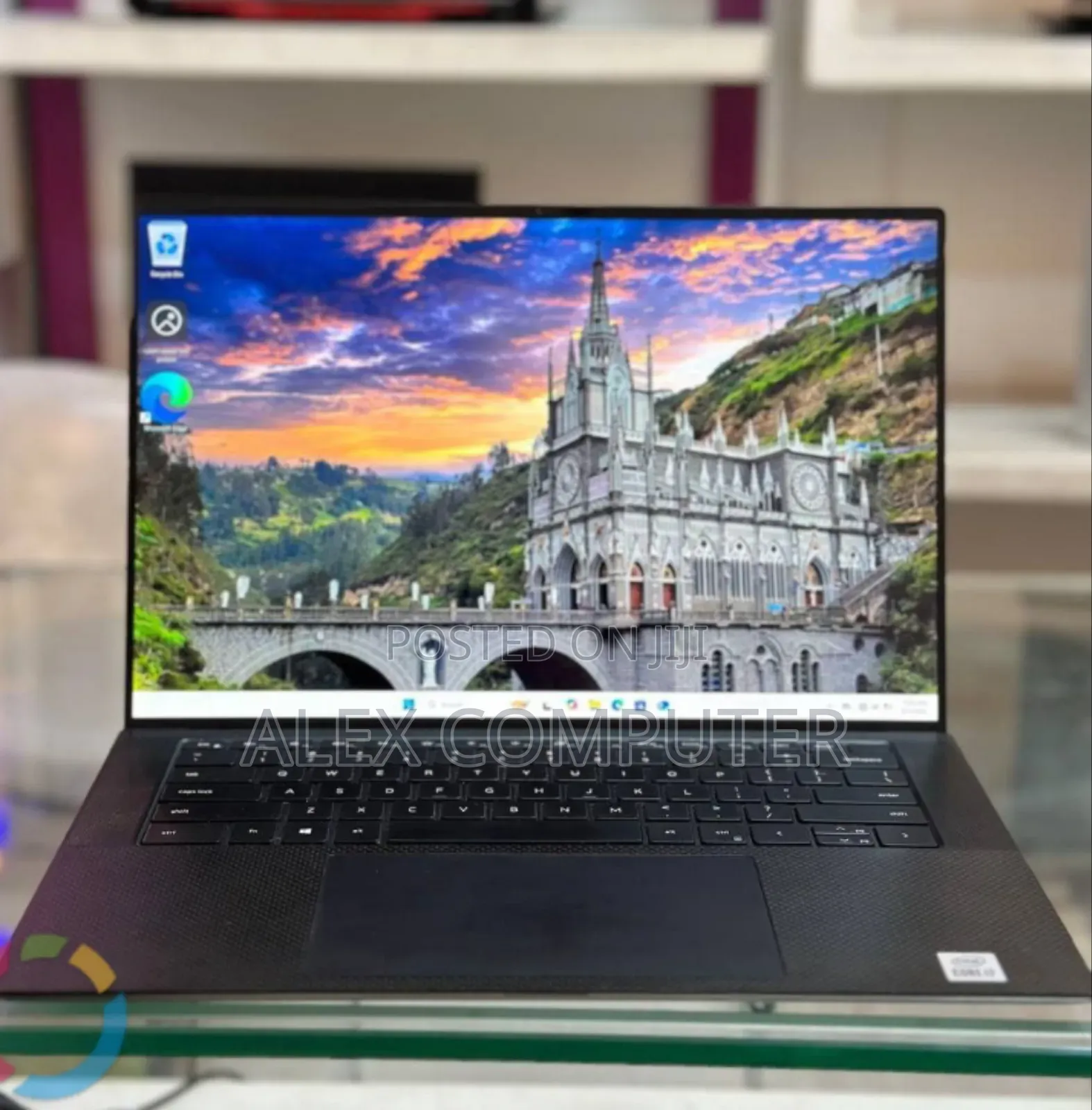 New Laptop Dell Precision 5550 16GB Intel Core I7 SSD 512GB