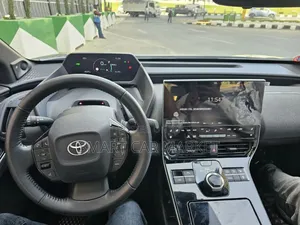 Toyota bZ4X 2024 Gray