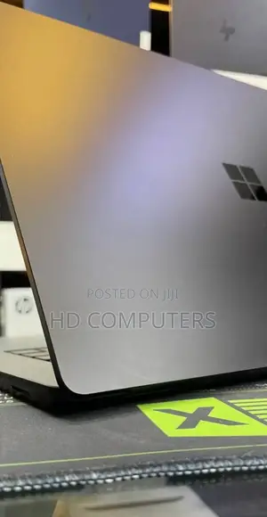 New Laptop Microsoft Surface 16GB Intel Core I7 SSD 512GB