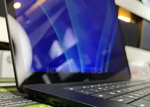 New Laptop Microsoft Surface 16GB Intel Core I7 SSD 512GB