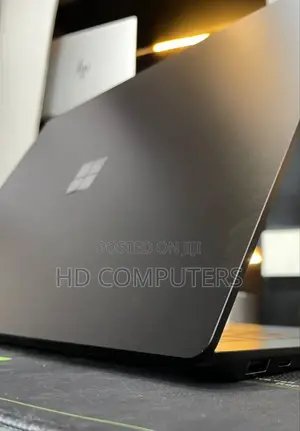 New Laptop Microsoft Surface 16GB Intel Core I7 SSD 512GB