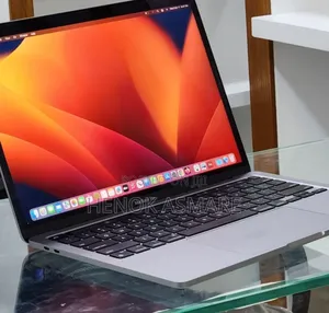 New Laptop Apple MacBook Pro 8GB Apple M2 SSD 256GB