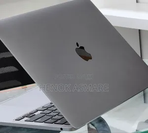 New Laptop Apple MacBook Pro 8GB Apple M2 SSD 256GB