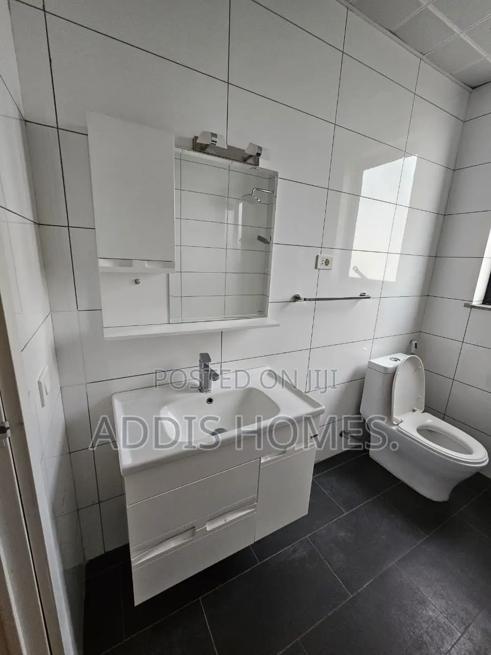 Furnished 3bdrm Apartment in Bole for rent