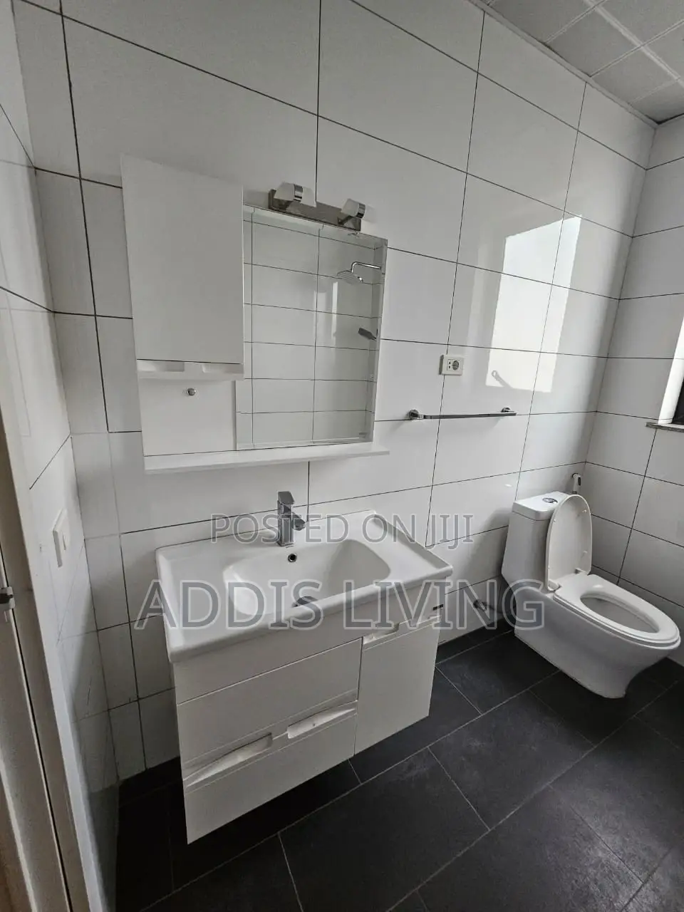 Furnished 3bdrm Apartment in Bole for rent