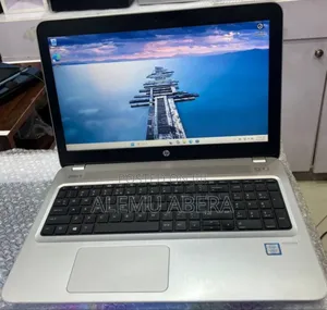 New Laptop HP ZBook 15 G4 8GB Intel Core I7 HDD 1T