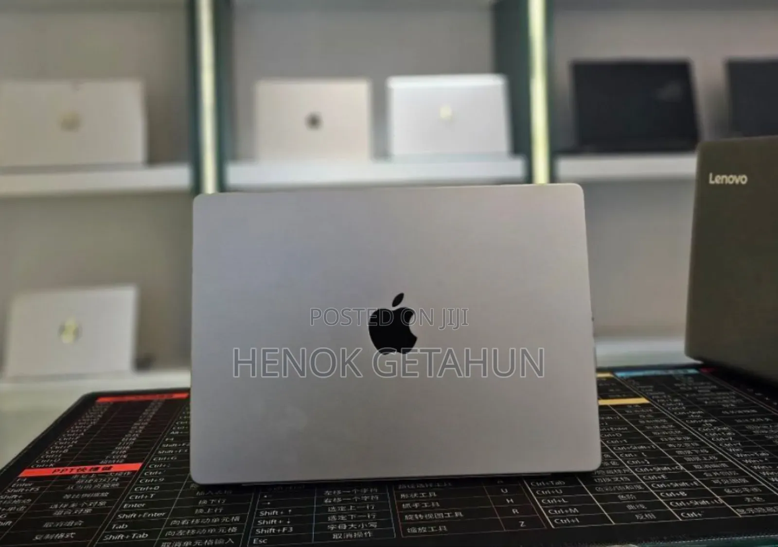 New Laptop Apple Macbook Pro 2025 M5 14-Inch 16GB SSD 512GB