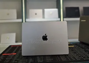 New Laptop Apple Macbook Pro 2025 M5 14-Inch 16GB SSD 512GB