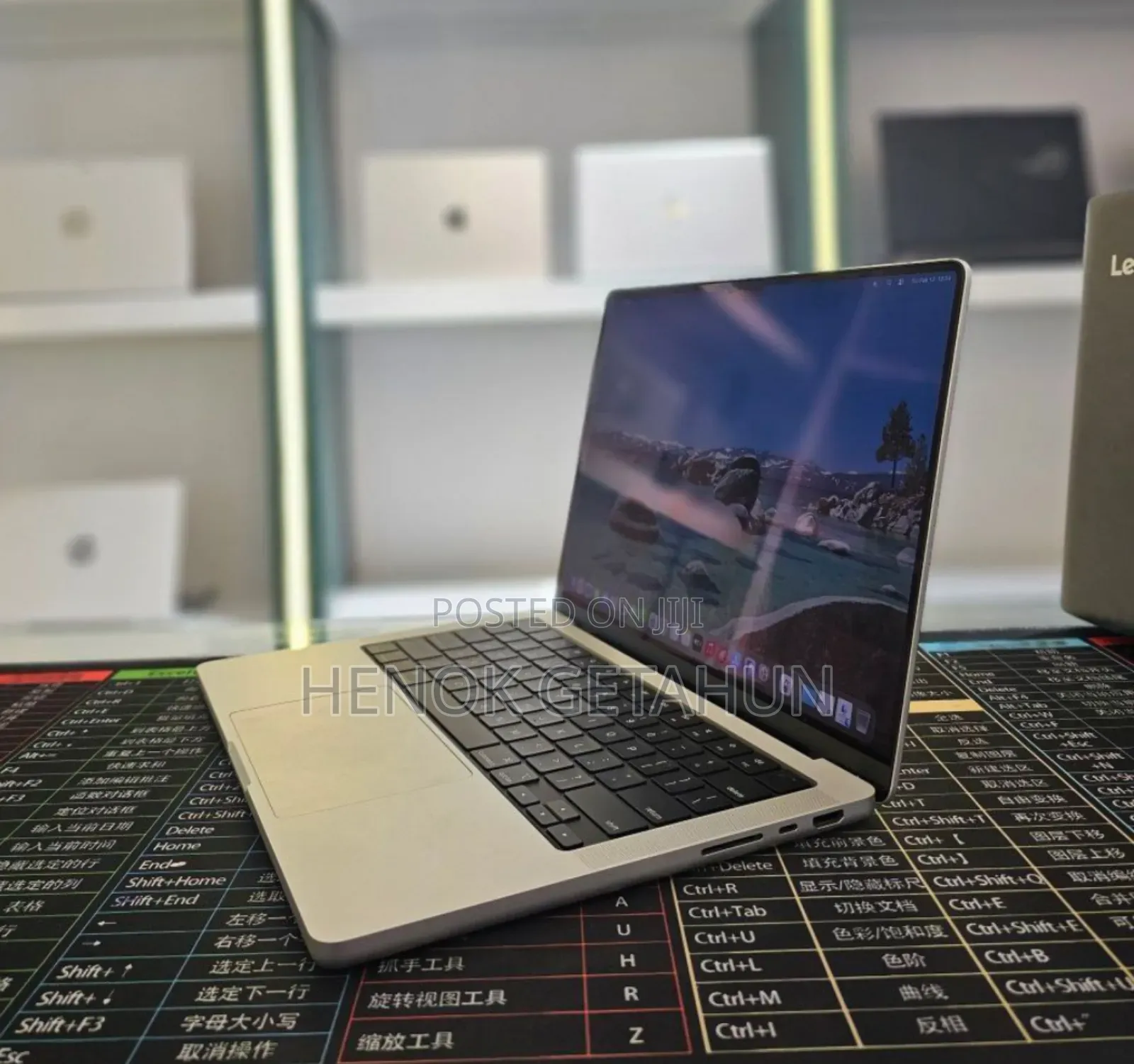 New Laptop Apple Macbook Pro 2025 M5 14-Inch 16GB SSD 512GB