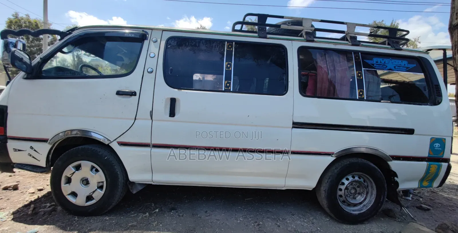 Toyota HiAce 2001 White