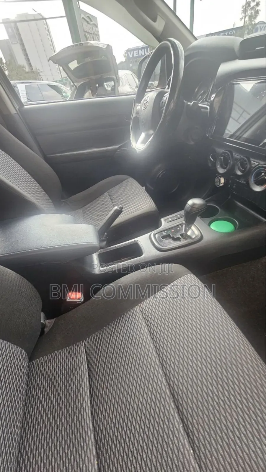 Toyota Hilux 2021 Silver