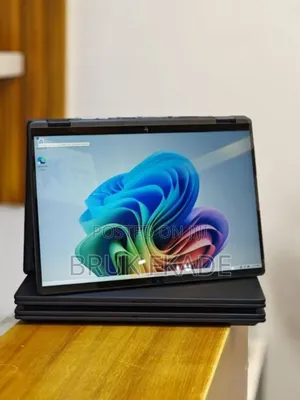New Laptop HP OmniBook X Flip 14" 16GB Intel Core Ultra 7 SSD 1T