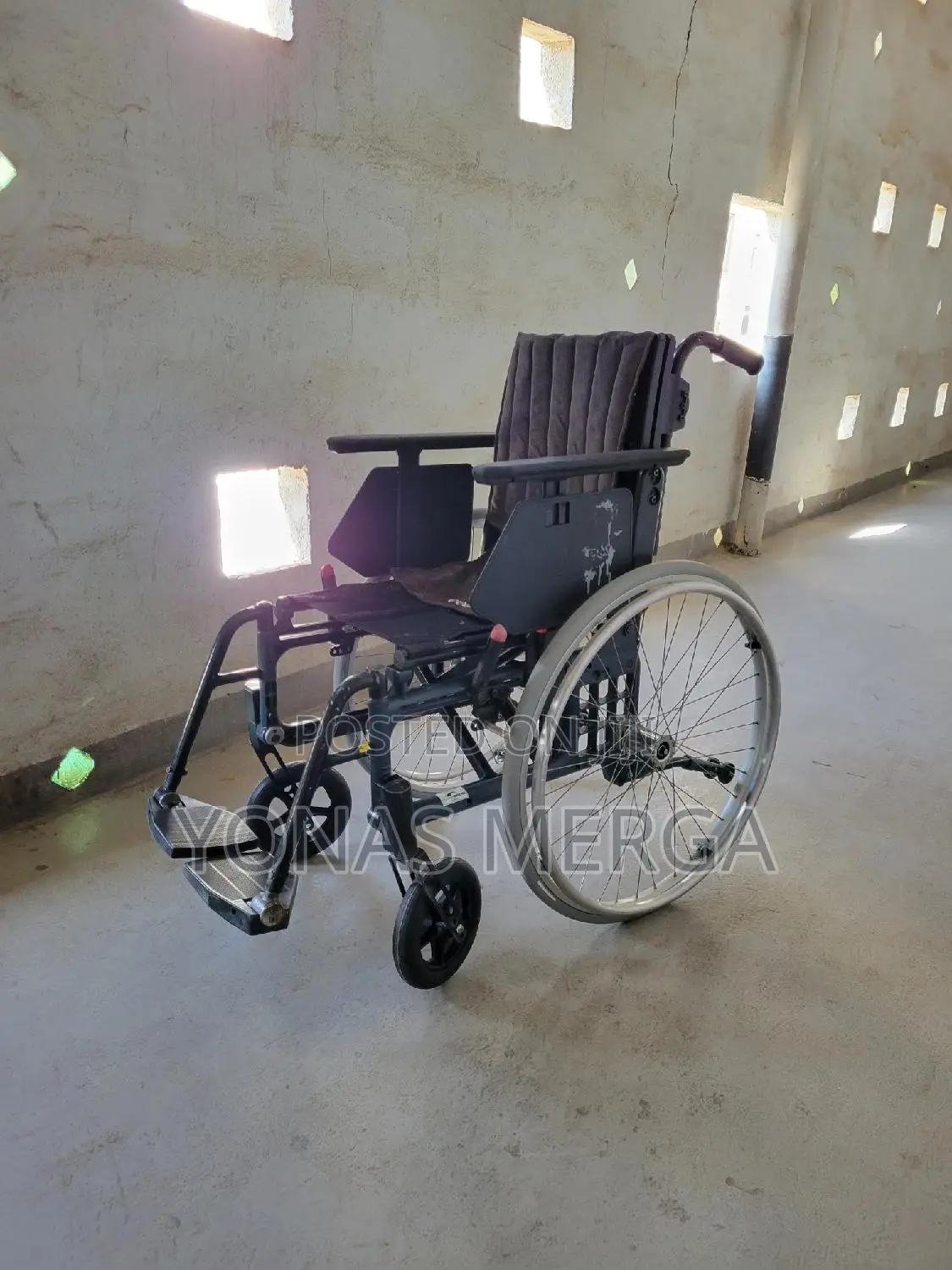 Stronger European Wheelchair蚤凹k-Chair Self-Propelled Wheelchair