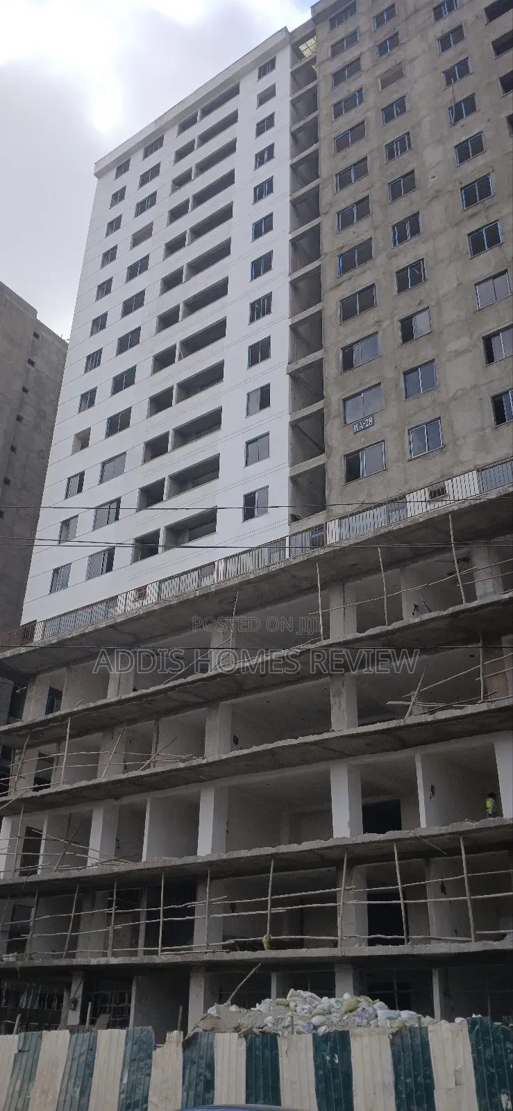 በመሃል ሲኤምሲ ያለቁ የንግድ ሱቆች ሞል ላይ