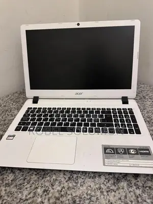 New Laptop Acer Aspire ES1-523 8GB AMD HDD 1T