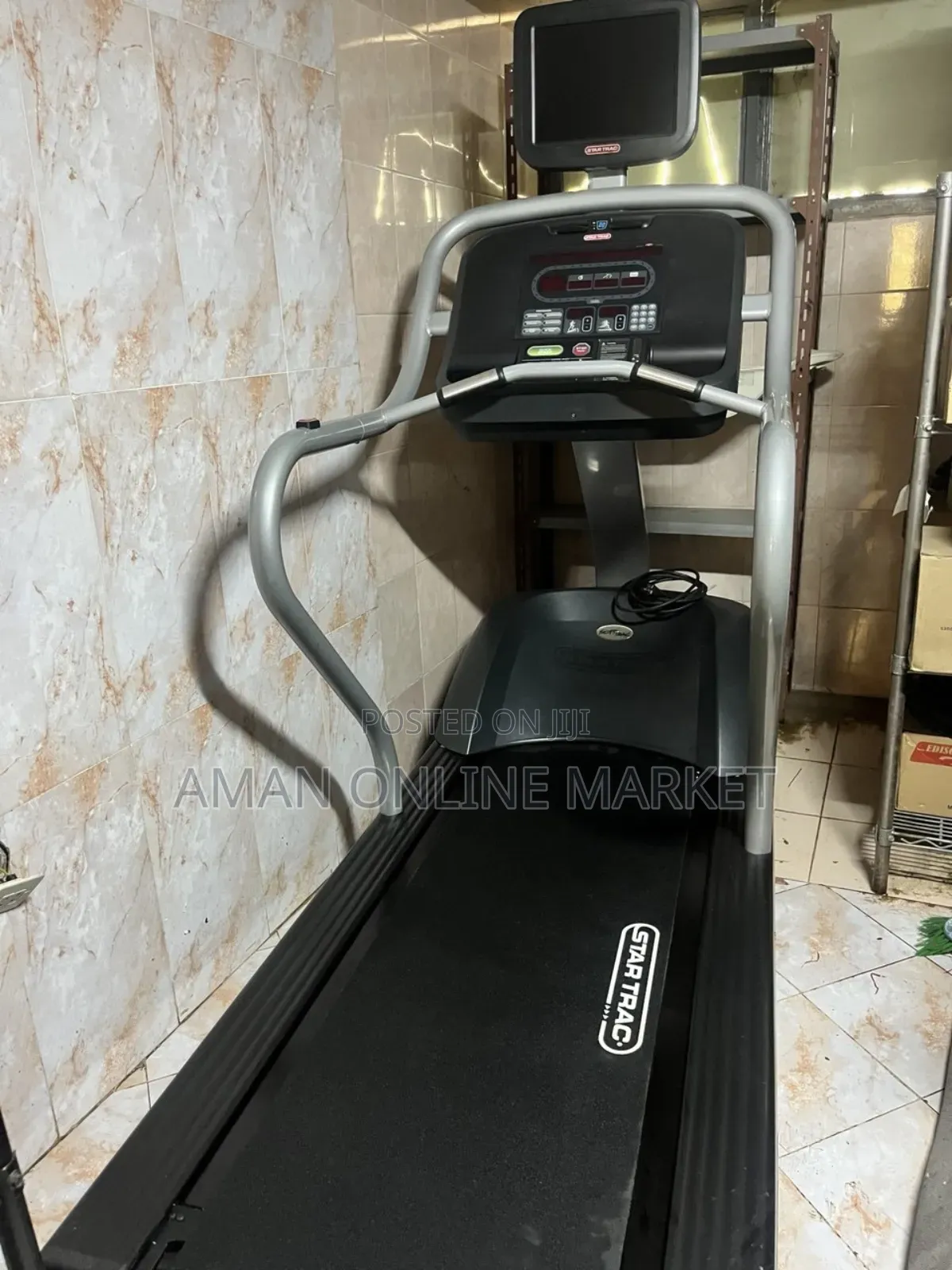 Star Trac E-Tr Treadmill With Tv