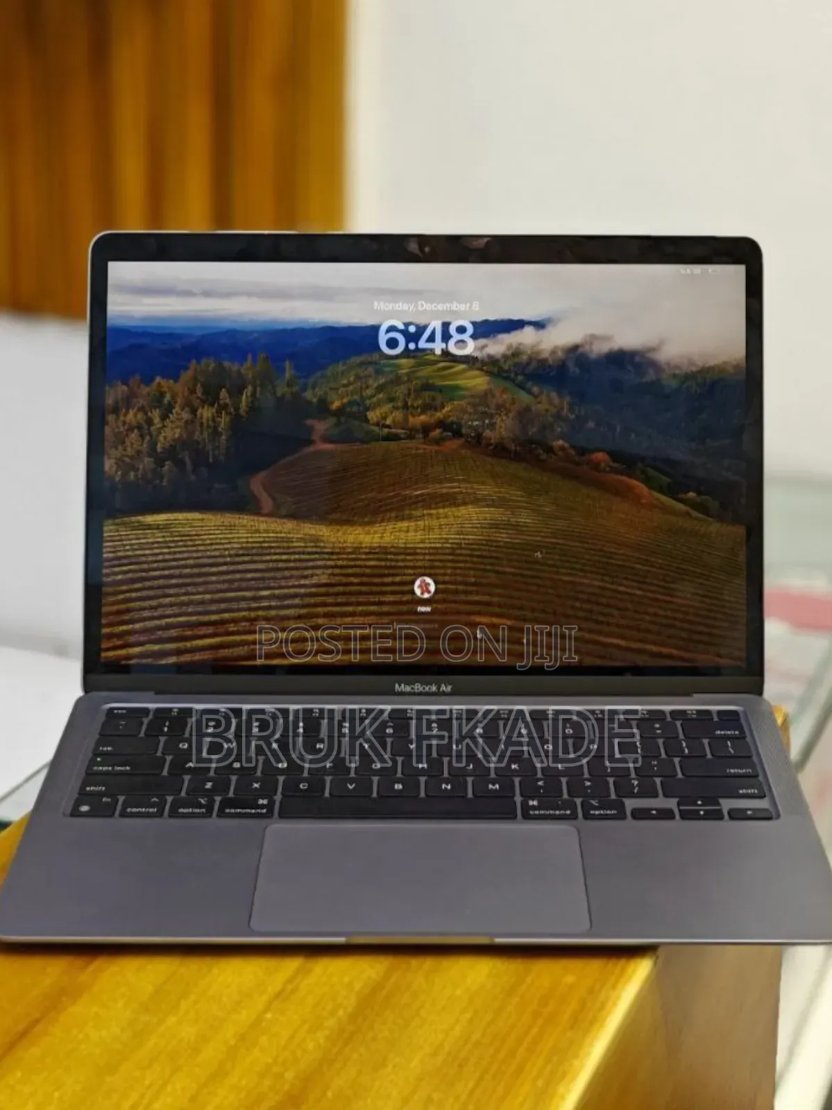 New Laptop Apple MacBook Air 2020 M1 8GB Apple M1 SSD 1T