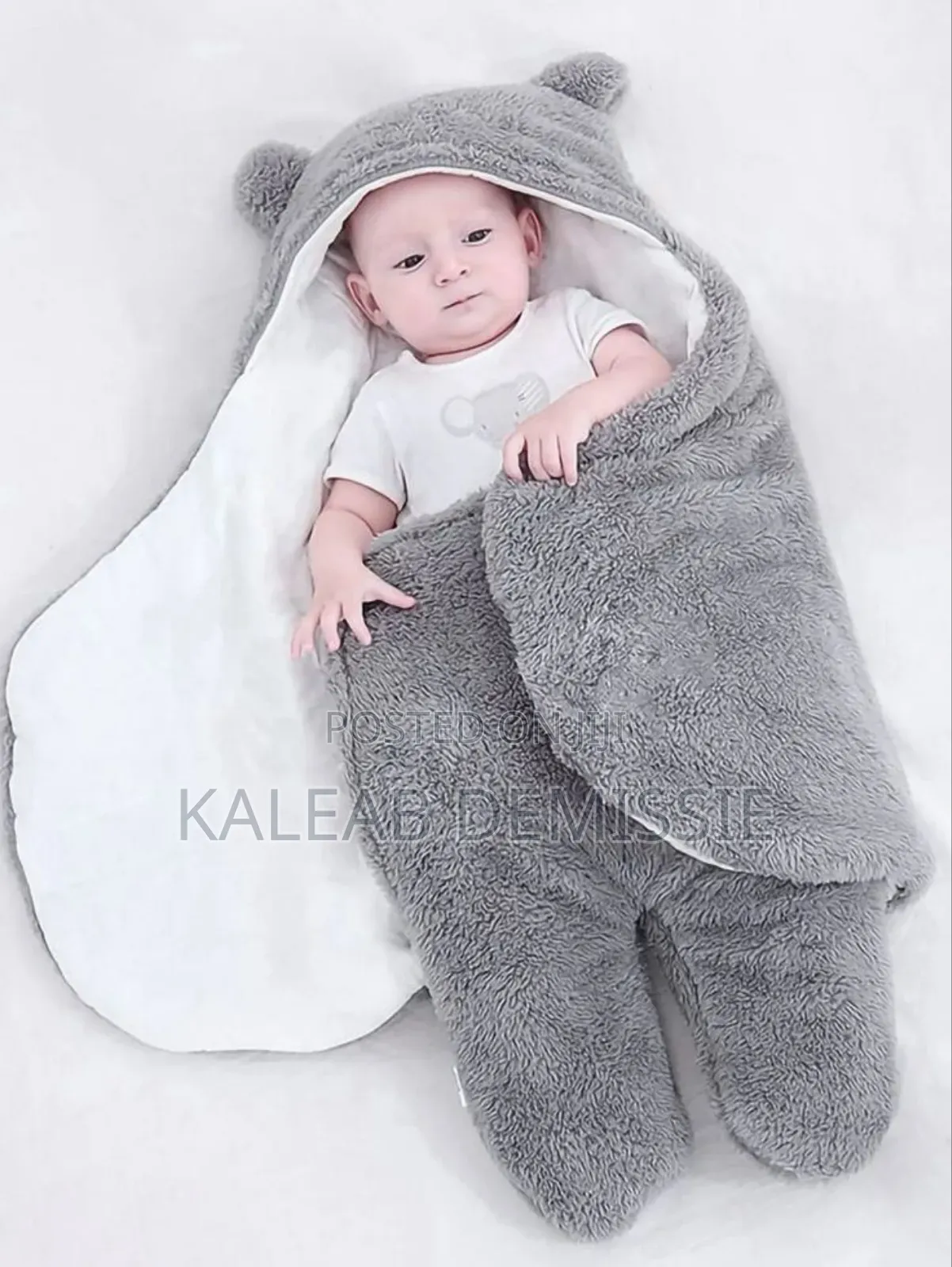 Swaddling Blanket (ተለቅ በሚለዉ)