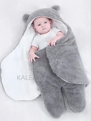 Swaddling Blanket (ተለቅ በሚለዉ)