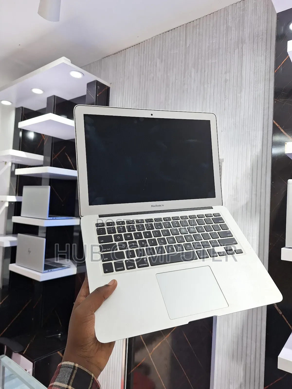 New Laptop Apple MacBook Air 2017 8GB Intel Core I5 SSD 256GB