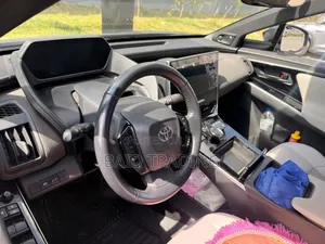 Toyota bZ4X 2024 Gray