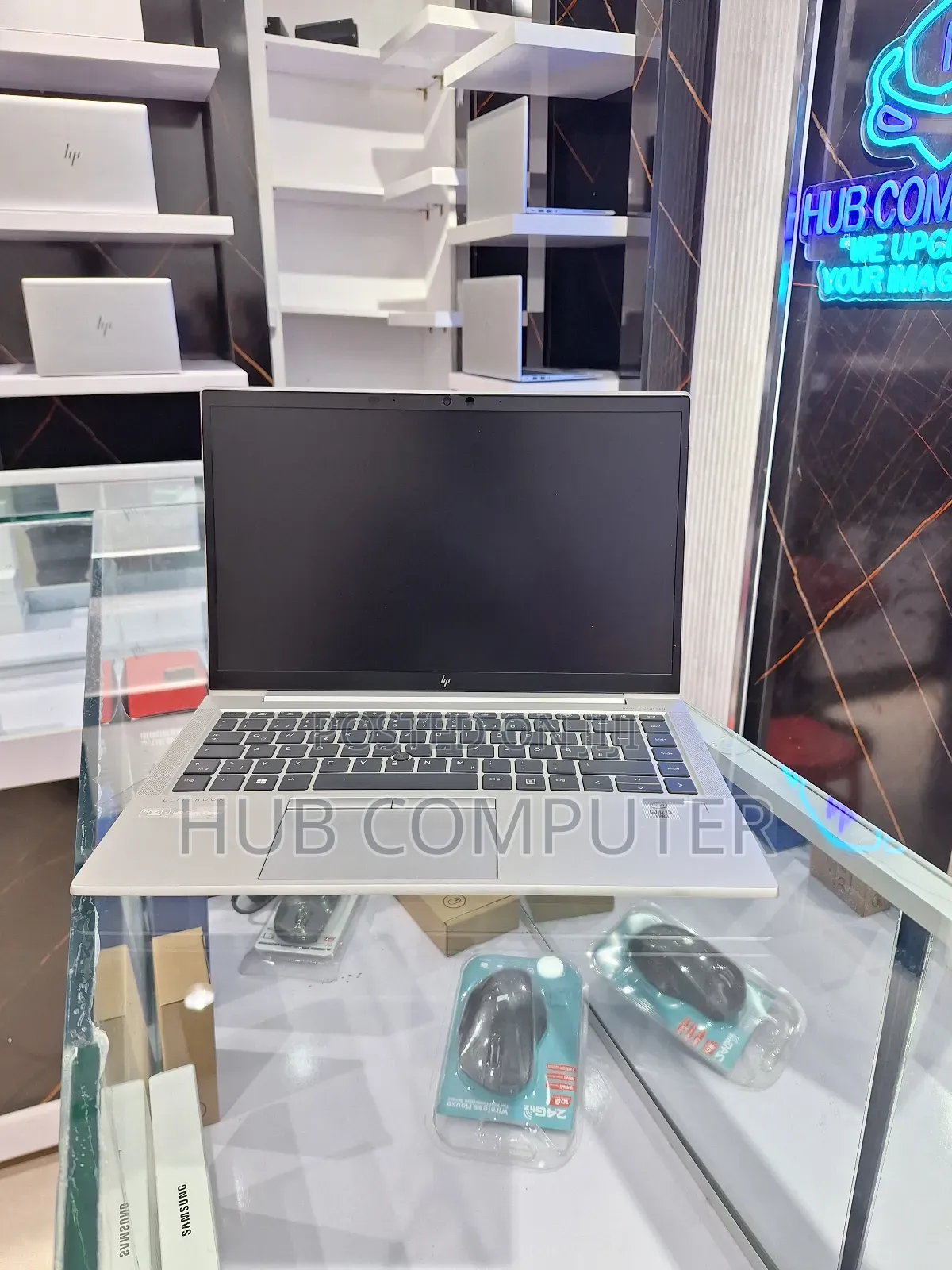 New Laptop HP EliteBook 840 G7 16GB Intel Core I5 SSD 512GB