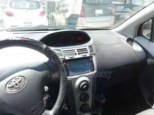 Toyota Yaris 2010